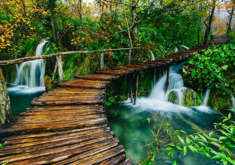 Plitvice Lake wooden bridge