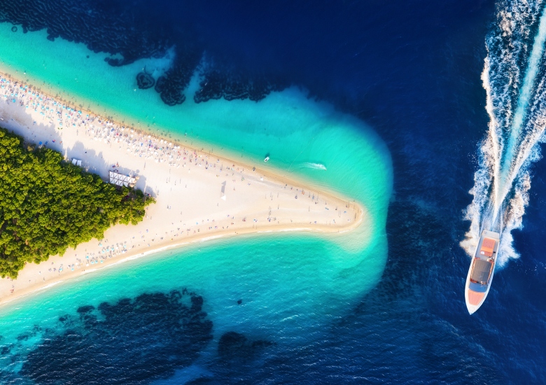 Zlatni Rat Beach