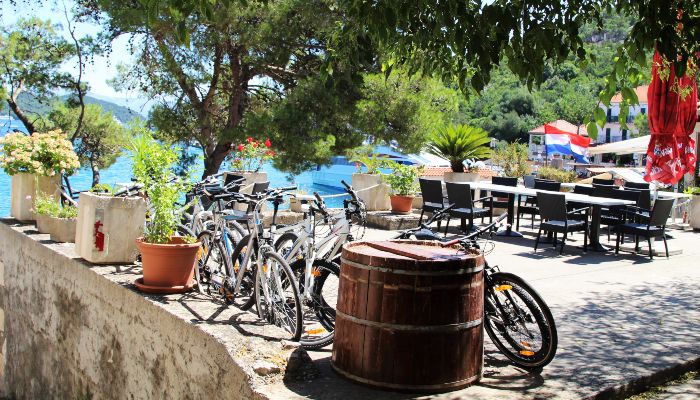 Mljet NP cycling