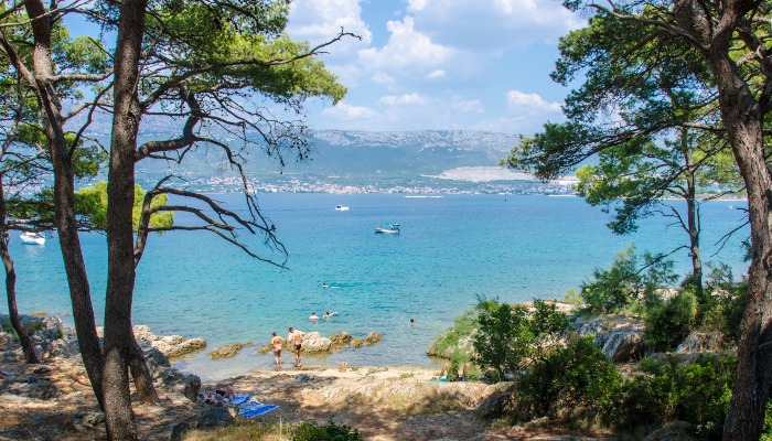 Quiet beach on Marjan Peninsula